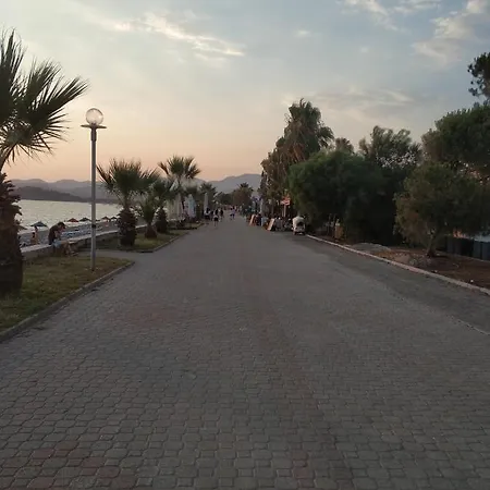 Large By Calis Beachfront Appartamento Fethiye